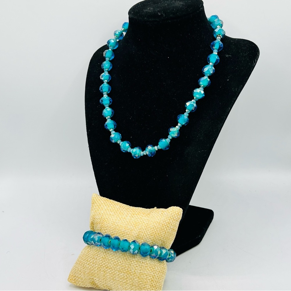 $150 Swarovski aqua blue crystal bead necklace & bracelet set artisan stunning - Picture 9 of 12